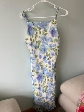 Blue Floral Spaghetti Strap Midi Dress